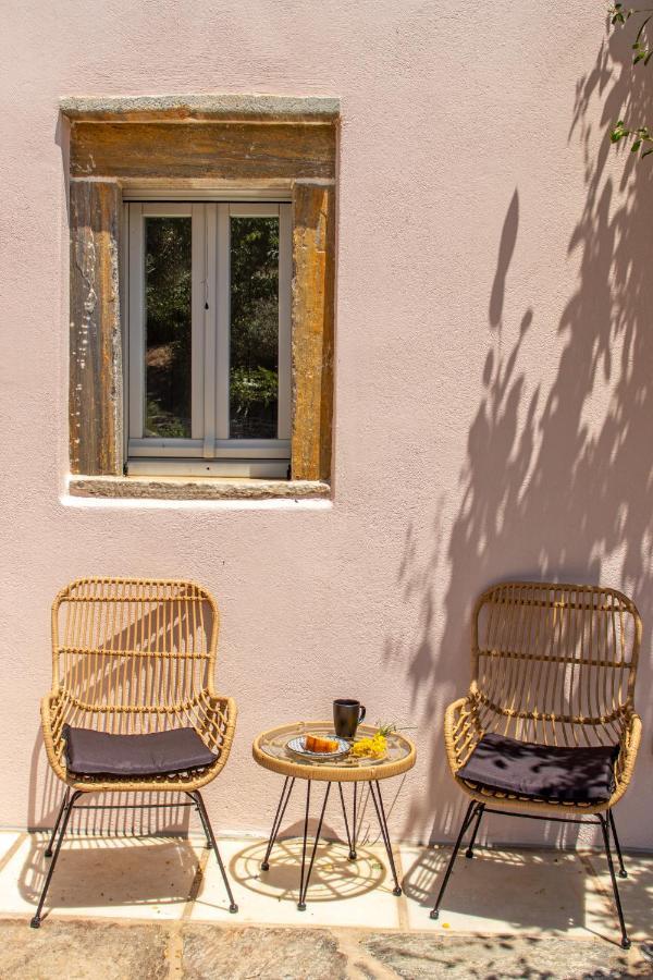 Serenity Village Aperathos ภายนอก รูปภาพ